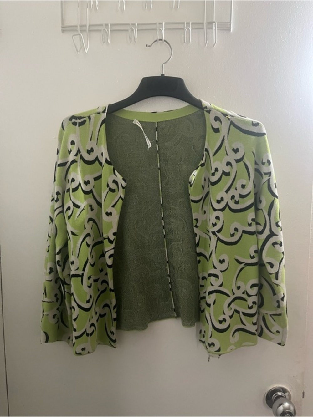 Diane Von Furstenberg Olive Green Knit Top with Lime Trim Please read❗️❗️